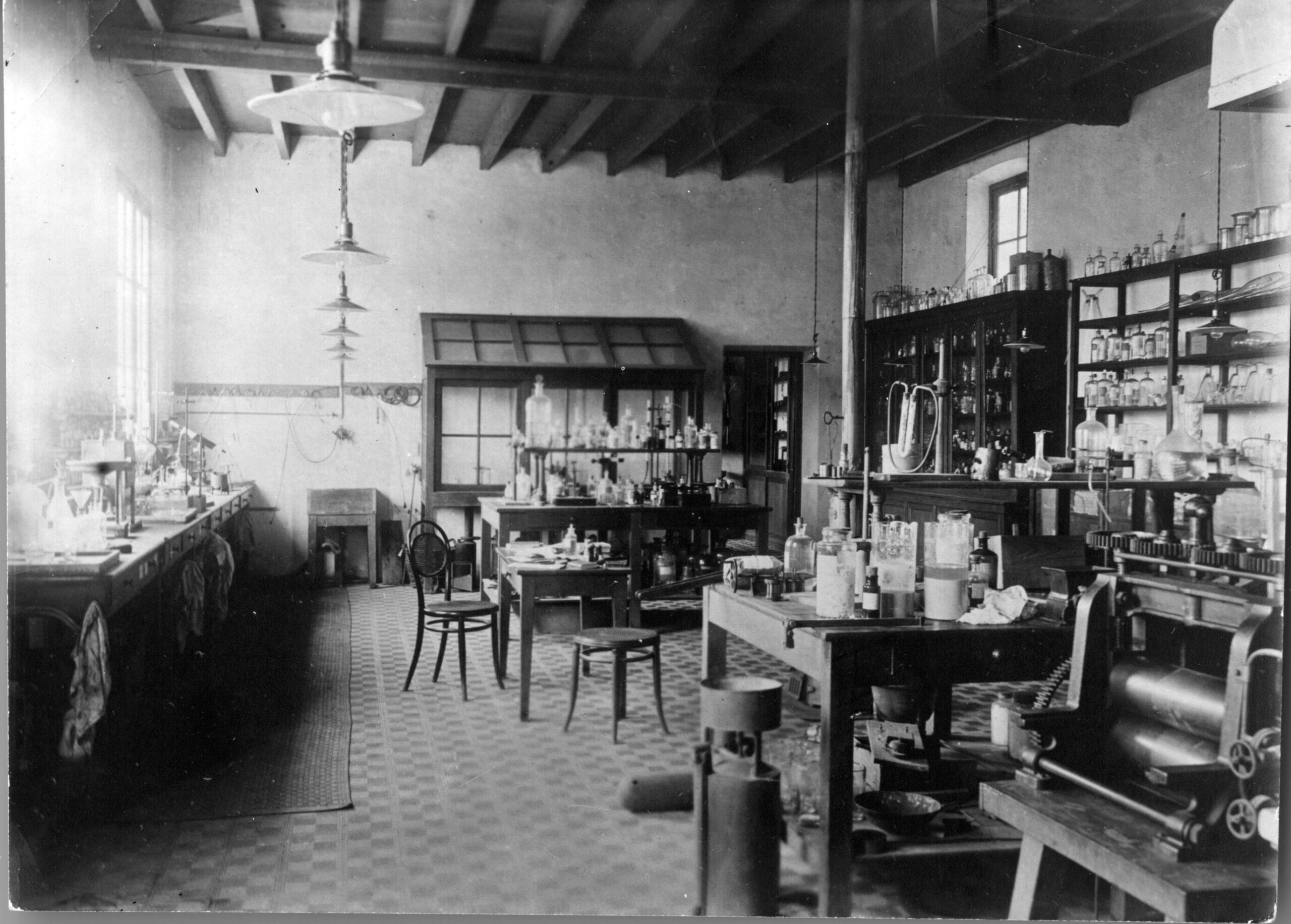 A black-and-white photo of an old-looking laboratory.