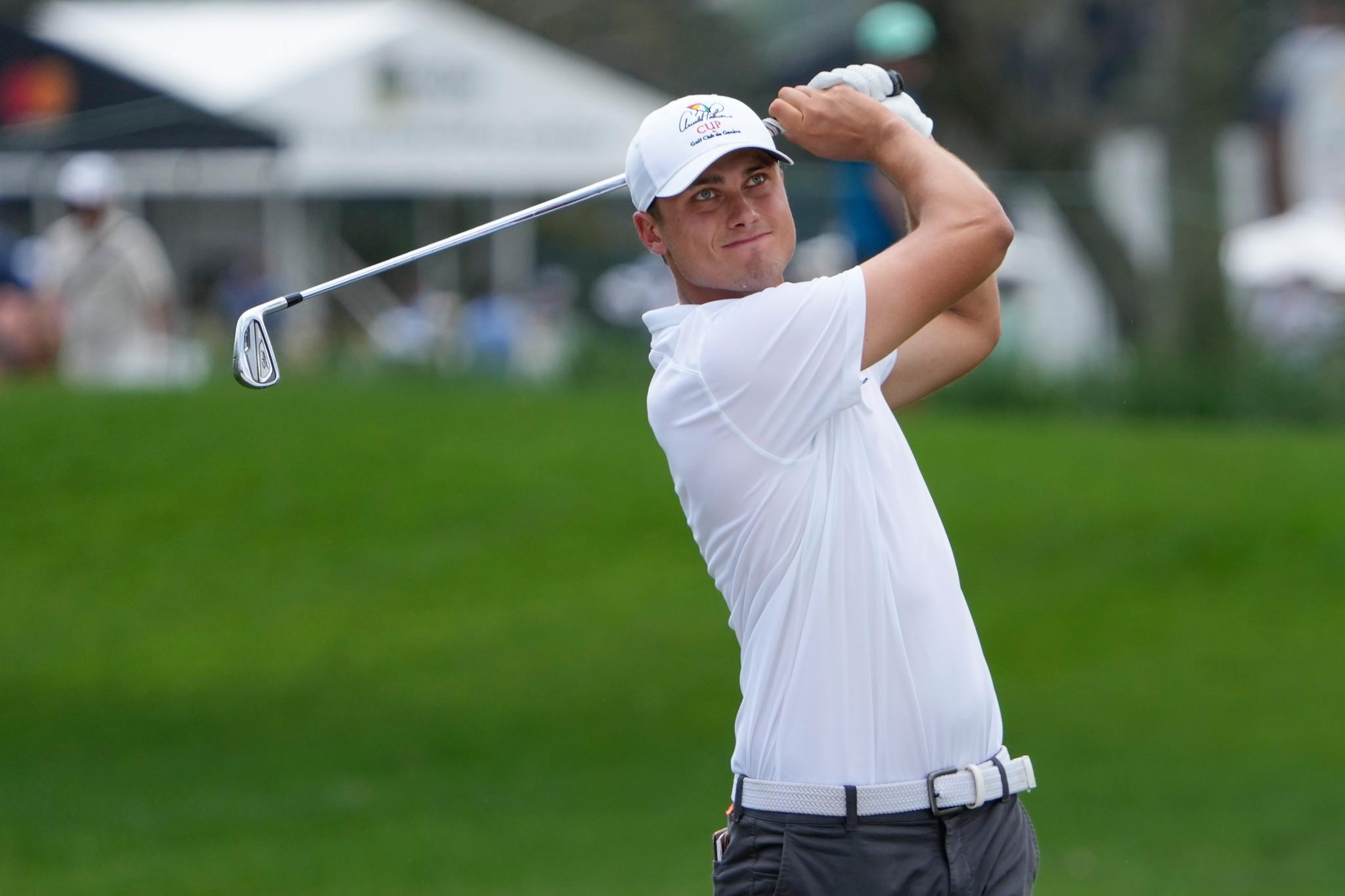 A man swinging a golf club behind his head. Ludvig Åberg is one of the promising Swedish sports stars.