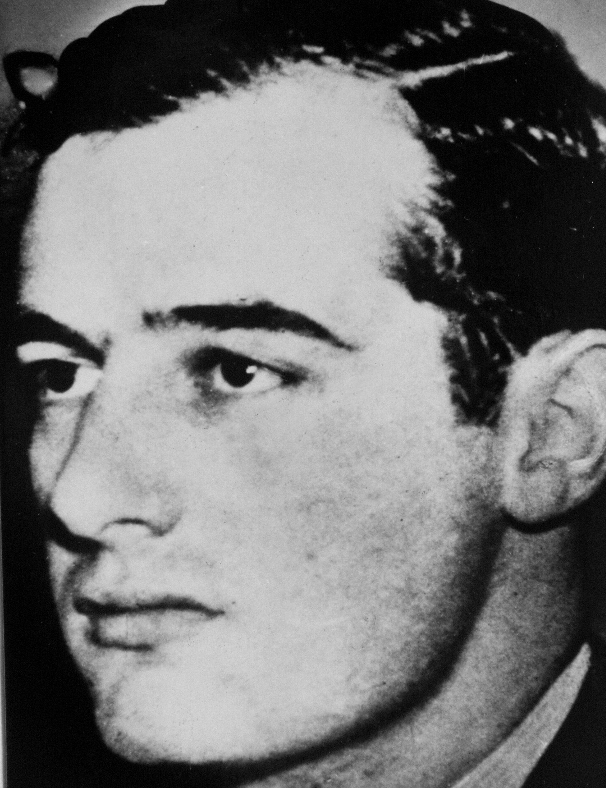 Black-and-white close-up of Raoul Wallenberg's face.